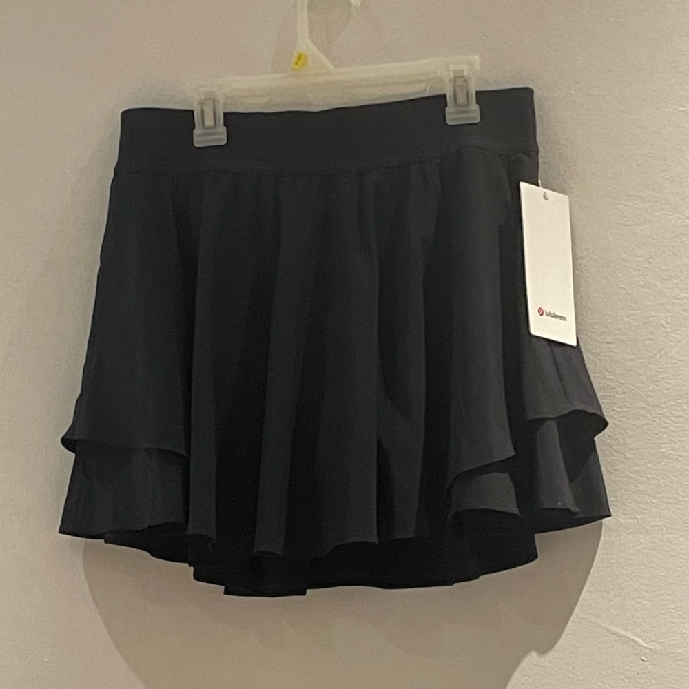 SOLD NWT Lululemon Court Revival HR Skirt - Picture 5 of 7